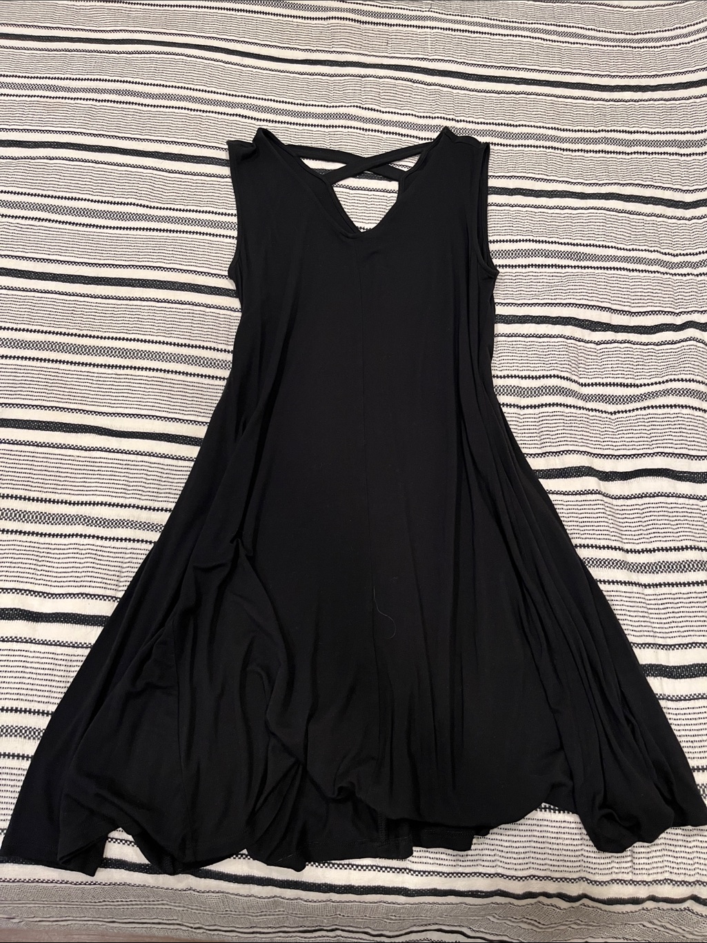 Style & Co. Black Sleeveless V-Neck Swing Dress With Back Straps
